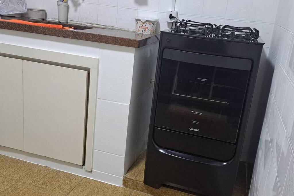 Apartamento Charmoso A 400Mts Da Praia Da Enseada 과루자 외부 사진