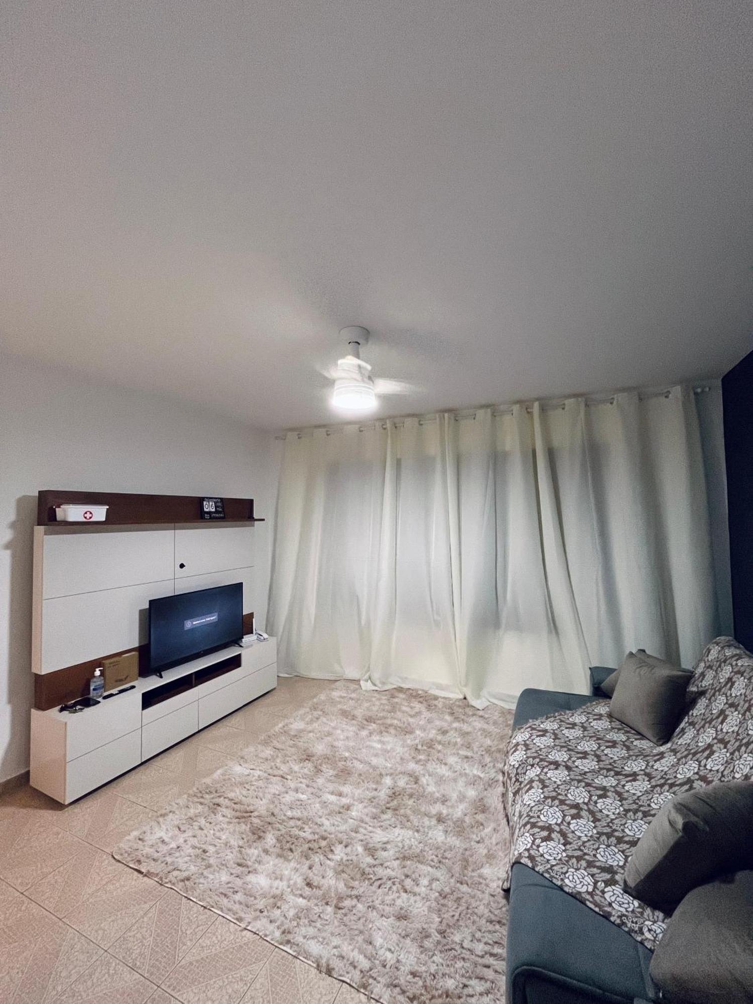 Apartamento Charmoso A 400Mts Da Praia Da Enseada 과루자 외부 사진